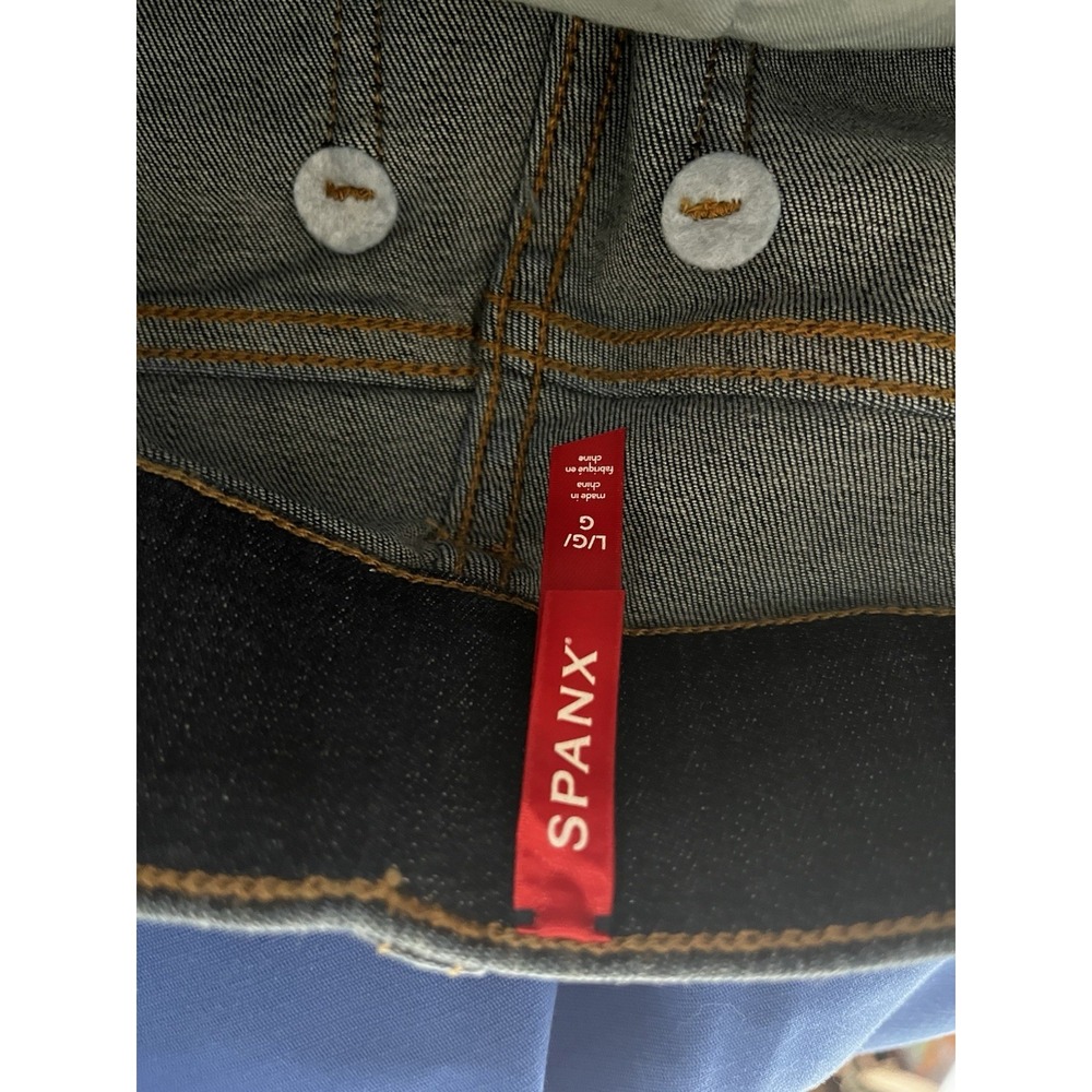 New! Spanx Kick Flare Pull On Jeans Womens Lg Dark Indigo Blue Stretch Denim 652 - Picture 3 of 6
